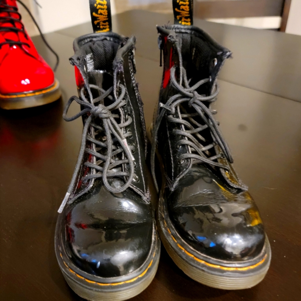 Dr Marten kids boot size 1